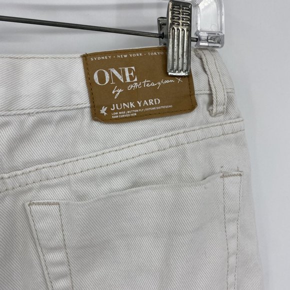 One Teaspoon White Distressed Skirt 26 - Picture 5 of 11